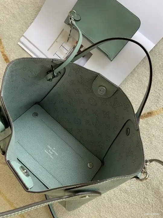 Cheap HINA LOUIS PM VUITTON 0602